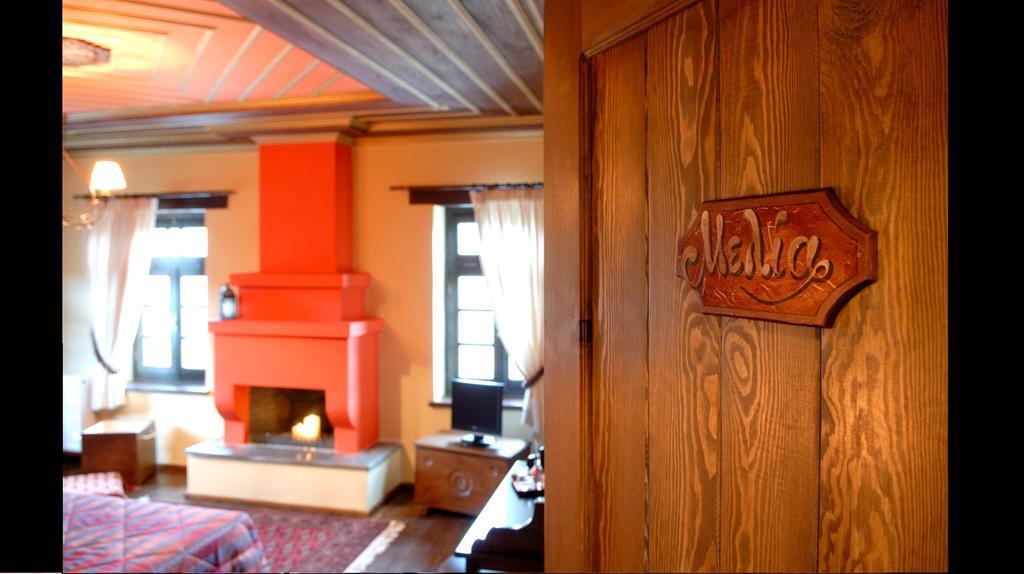 Adrasteia Guesthouse Negades Exterior foto