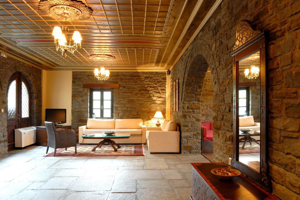 Adrasteia Guesthouse Negades Exterior foto
